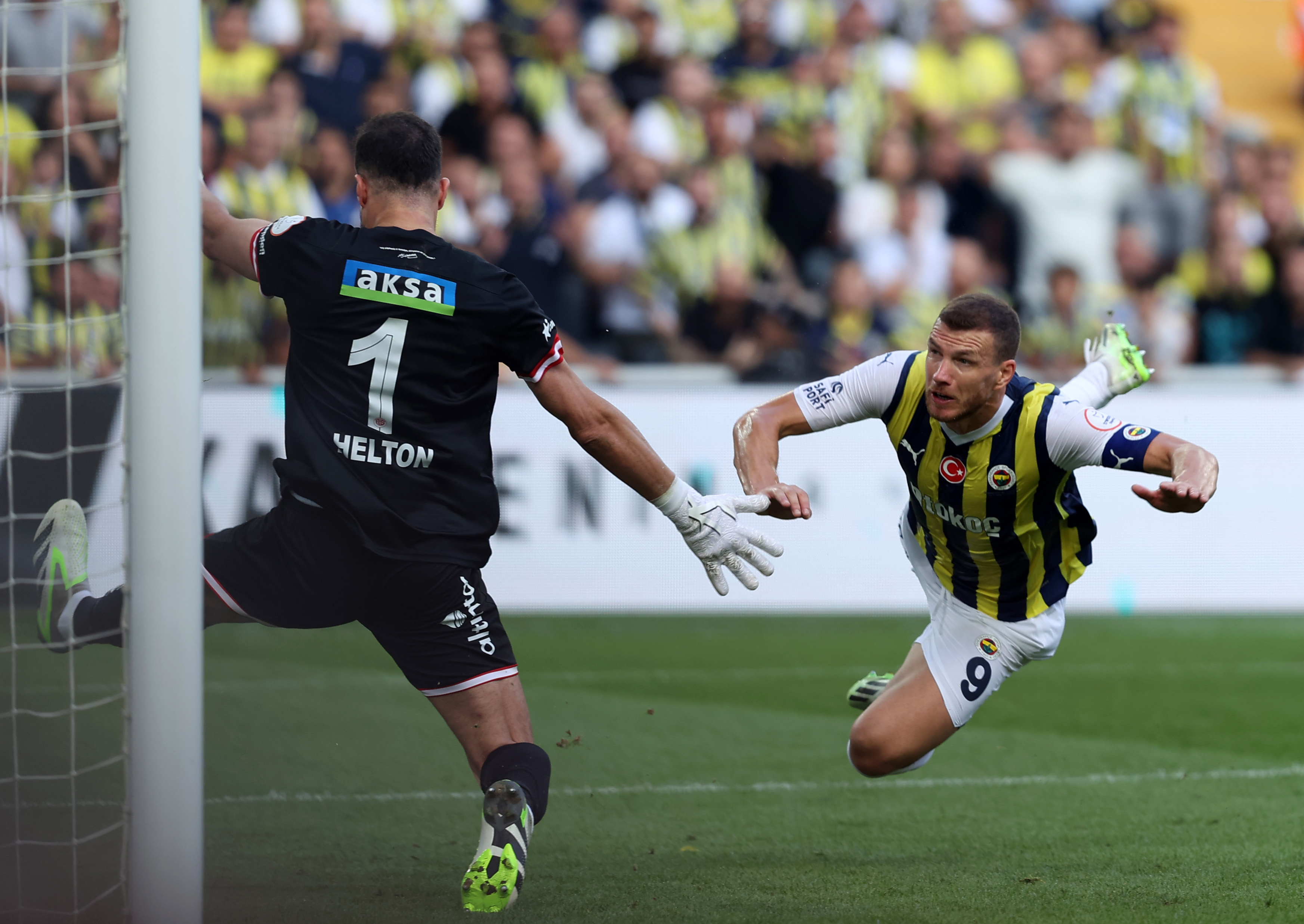 AA-20230917-32173962-32173953-FENERBAHCE_BITEXEN_ANTALYASPOR (1)