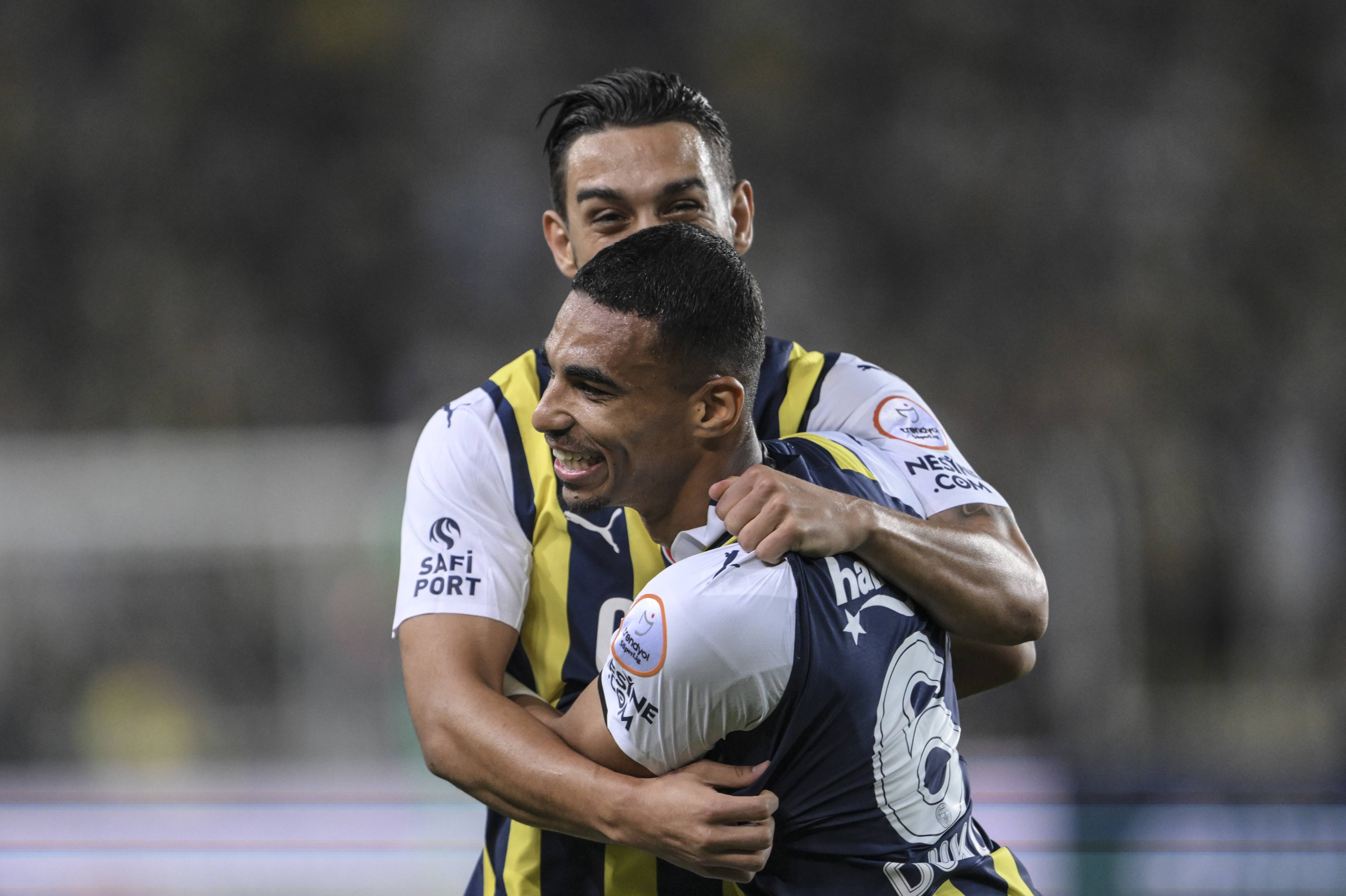 AA-20230928-32265918-32265914-FENERBAHCE_RAMS_BASAKSEHIR (1)