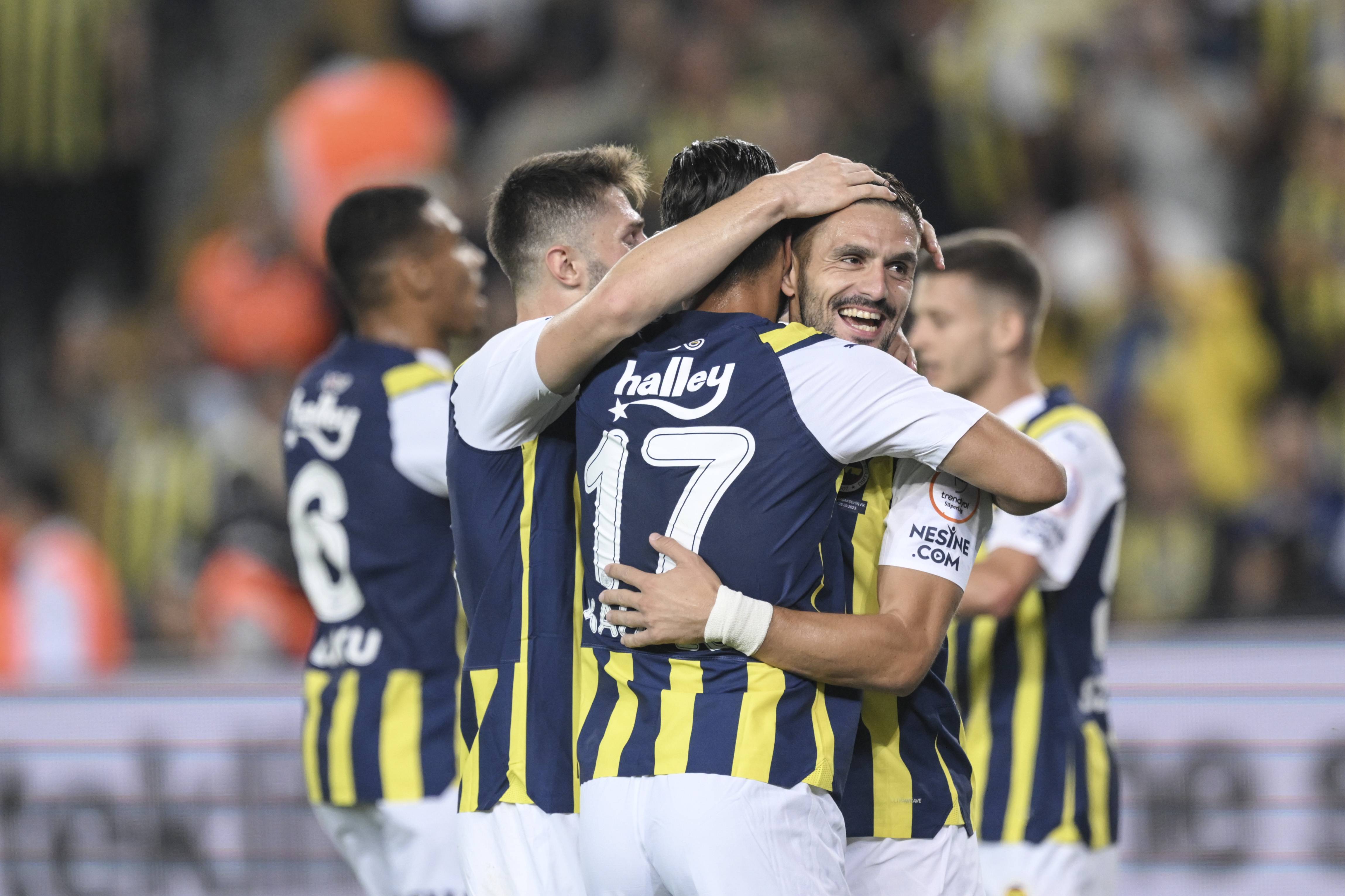 AA-20230928-32265918-32265916-FENERBAHCE_RAMS_BASAKSEHIR (1)