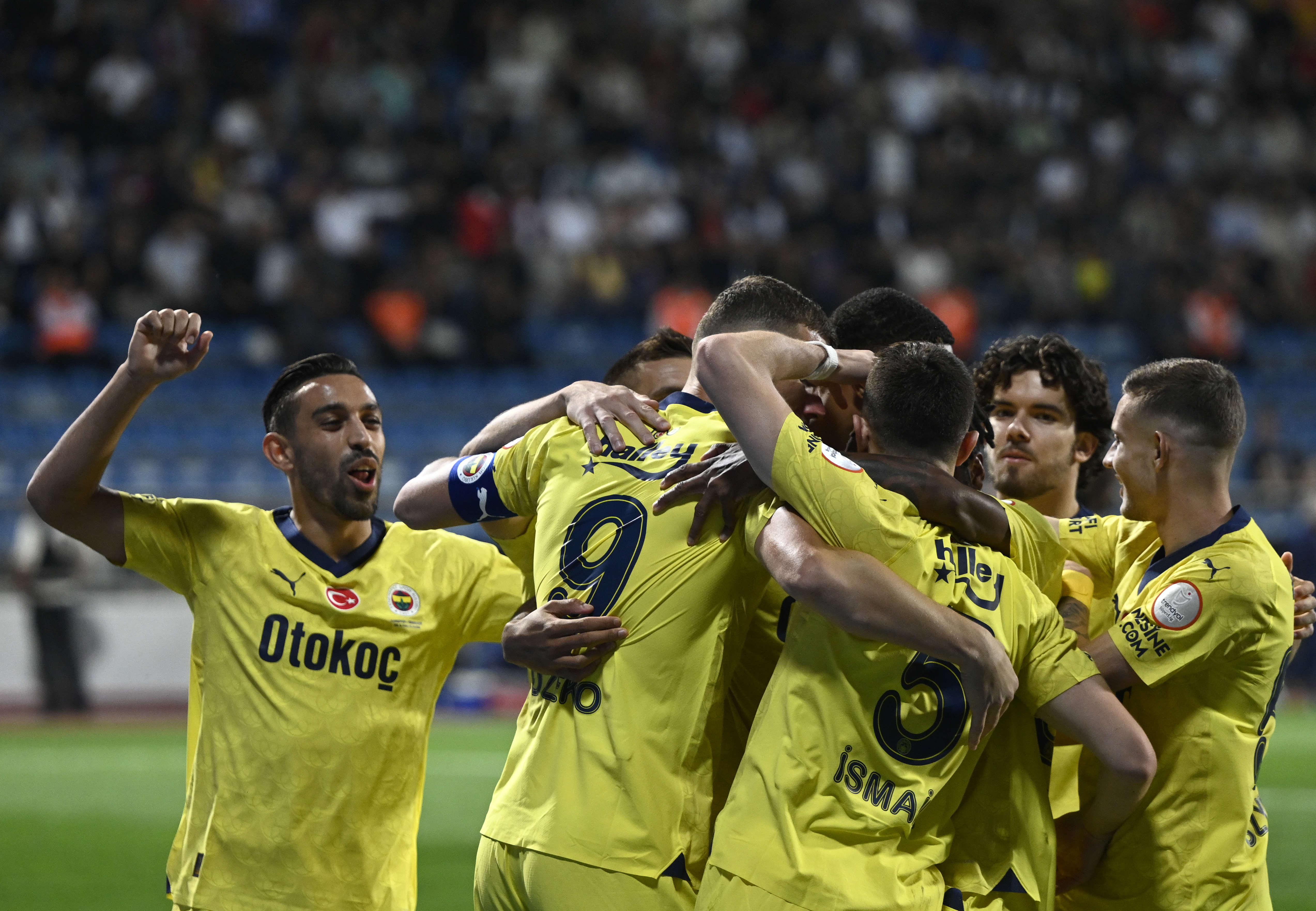 AA-20231008-32345978-32345976-KASIMPASA_FENERBAHCE