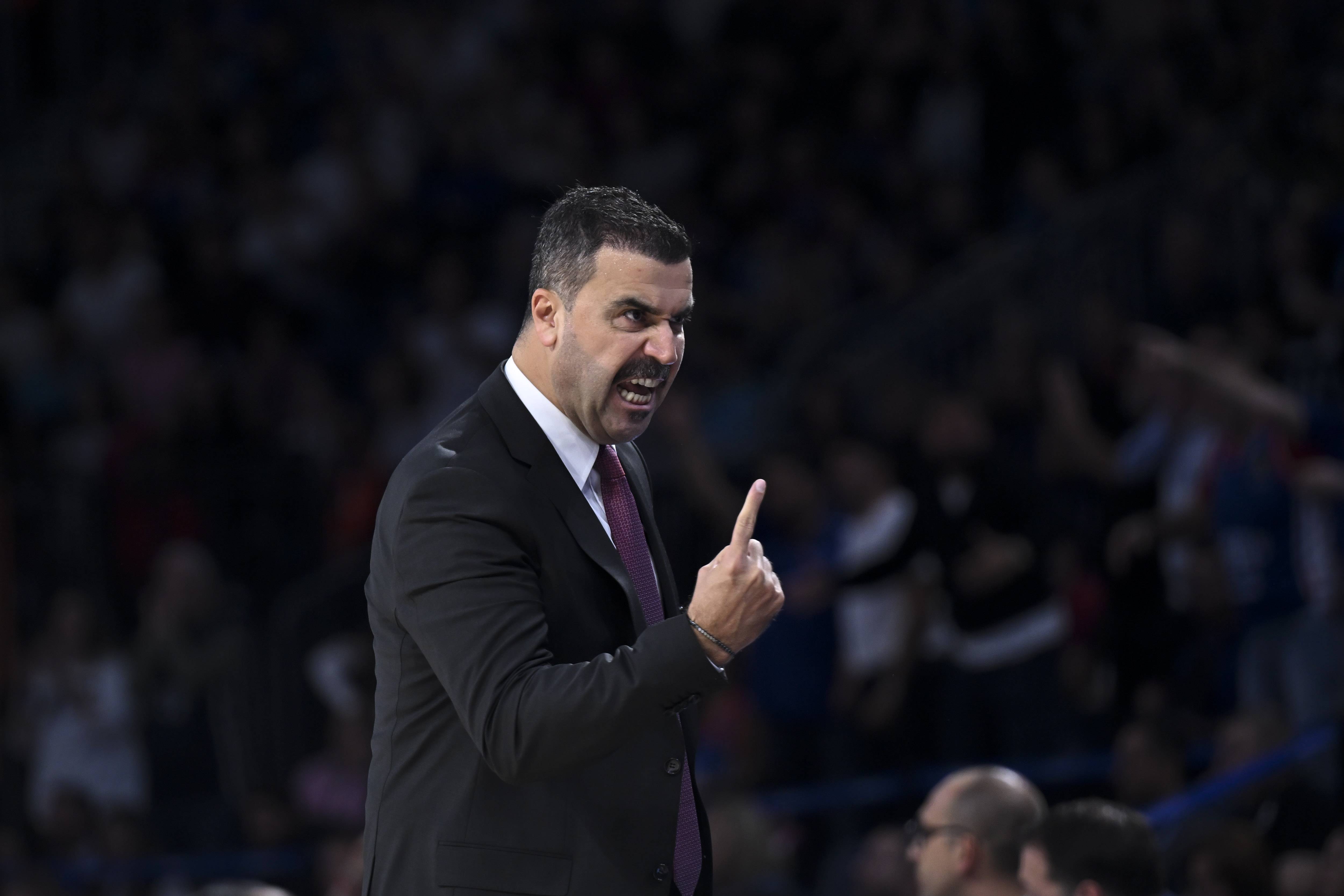 AA-20231012-32386044-32386038-ANADOLU_EFES_REAL_MADRID (1)