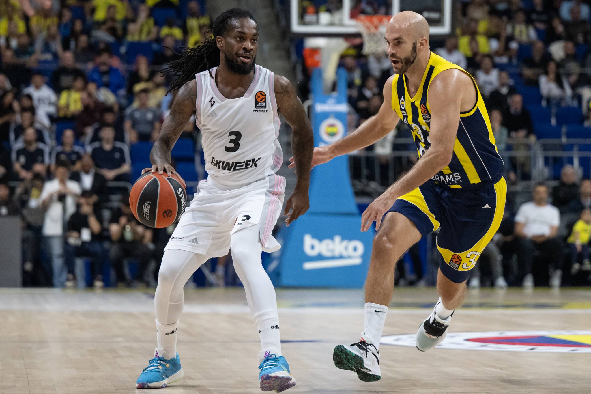 AA-20231019-32458584-32458580-FENERBAHCE_BEKO_LDLC_ASVEL (1)