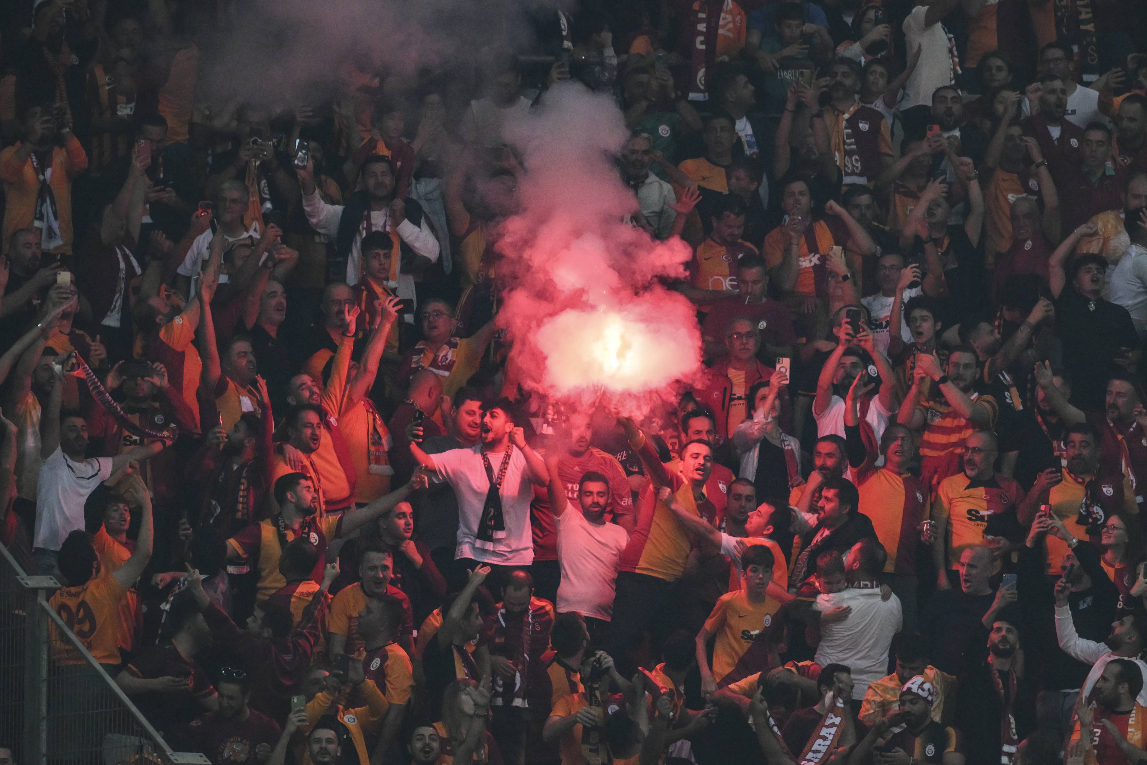 AA-20231021-32476741-32476740-GALATASARAY_BESIKTAS (1)