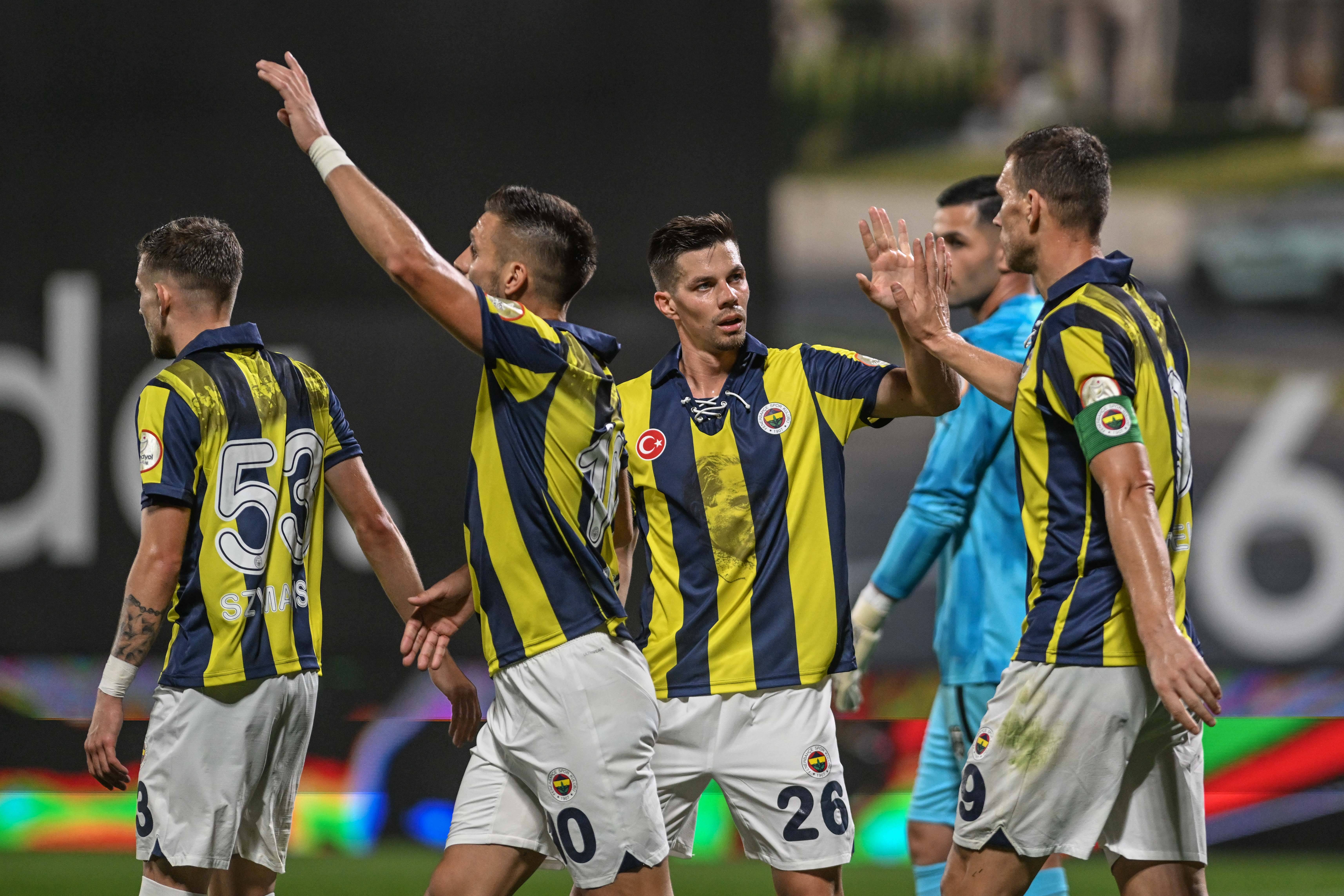 AA-20231029-32568155-32568151-SILTAS_YAPI_PENDIKSPOR_FENERBAHCE (1)