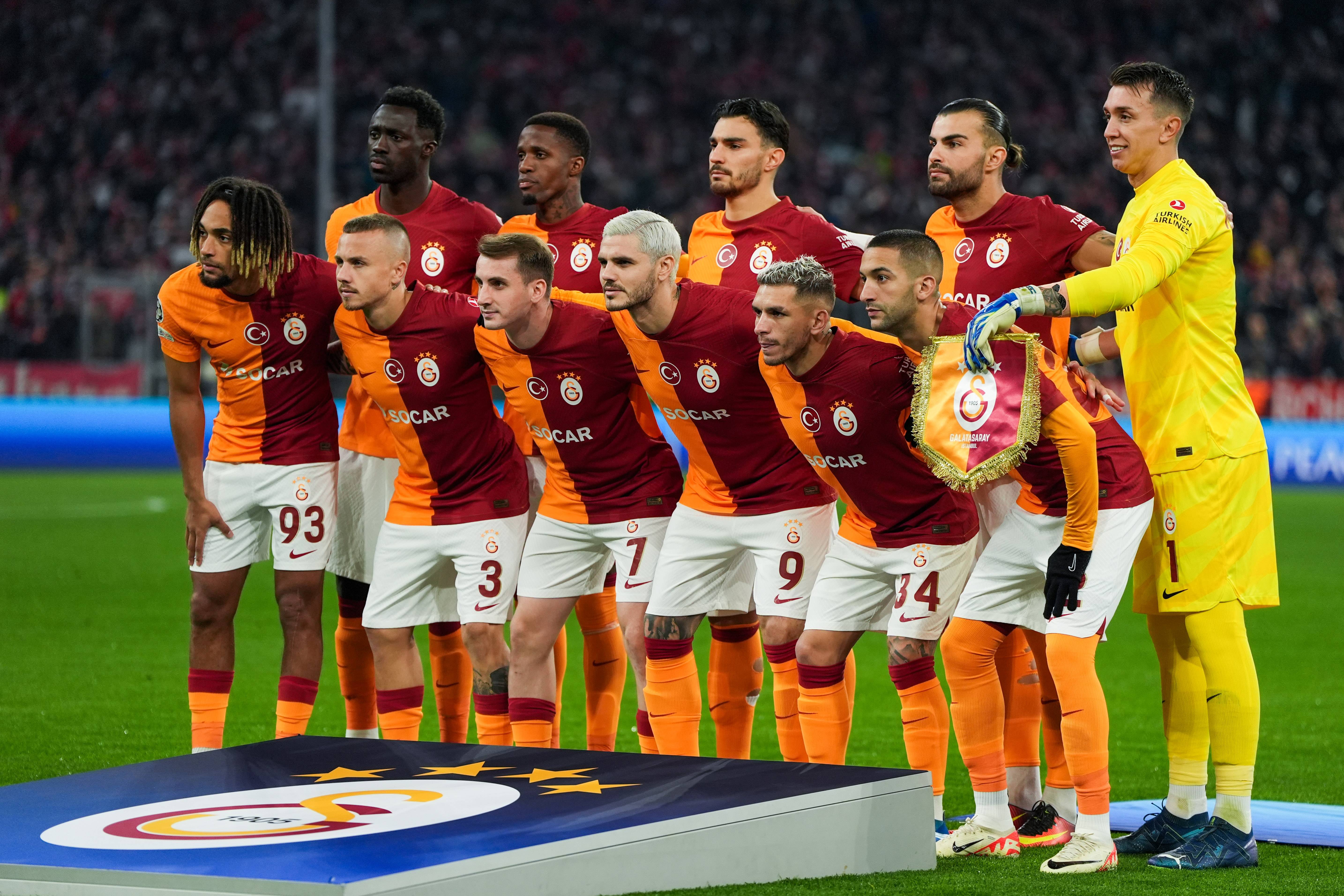 AA-20231108-32751040-32751039-BAYERN_MUNIH_GALATASARAY (1)