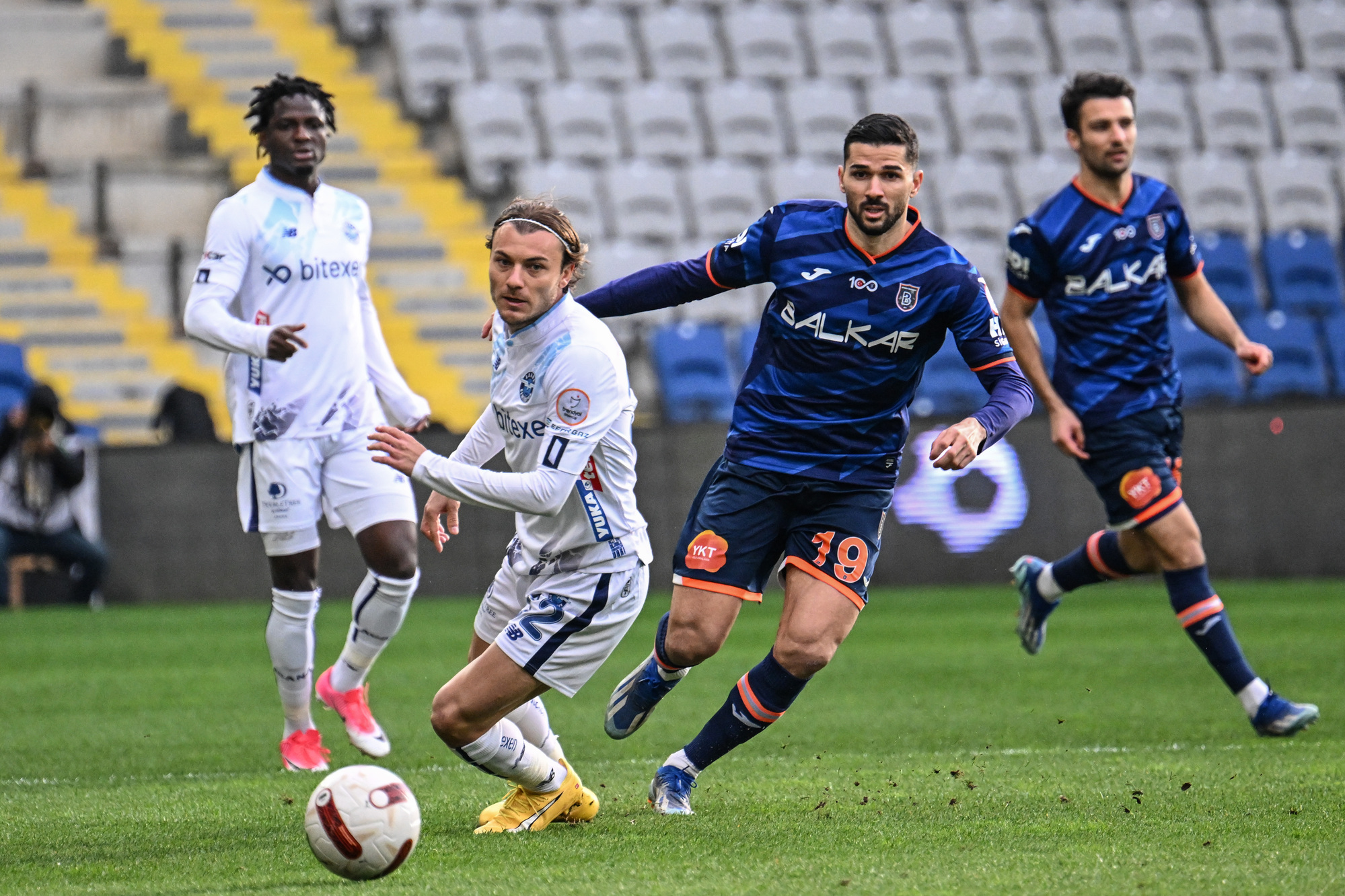 Aa 20240106 33369923 33369916 Rams Basaksehir Yukatel Adana Demirspor (1)